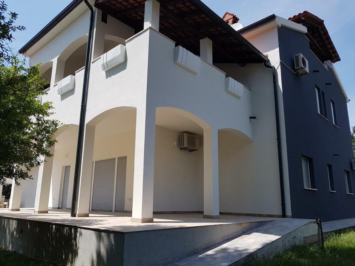 Villa Iva Medulin Exterior photo